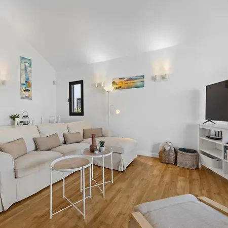 Vakantiehuis Home2book Design House Bastian