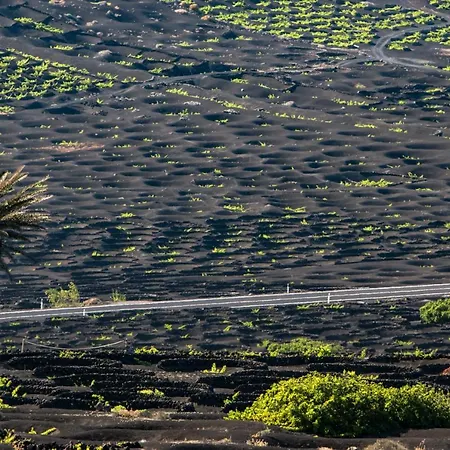 Vakantiehuis Home2book Design House Bastian